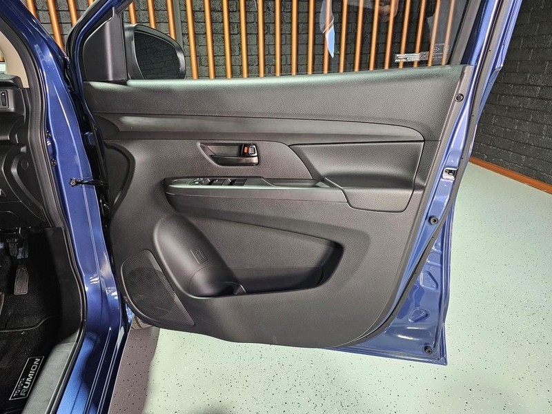 Toyota Corolla Rumion - Mit Mak Motors - Image 7