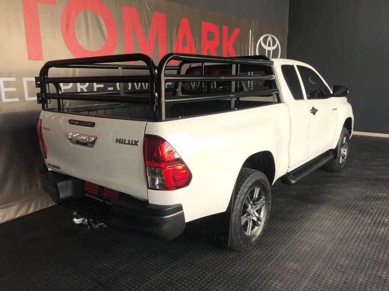 Toyota Hilux - Vaal Toyota Vereeniging - Image 4