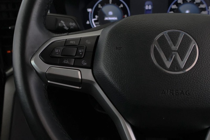 Volkswagen Amarok - Audi Centre Hatfield - Image 29