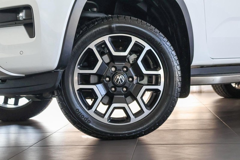 Volkswagen Amarok - Audi Centre Hatfield - Image 3
