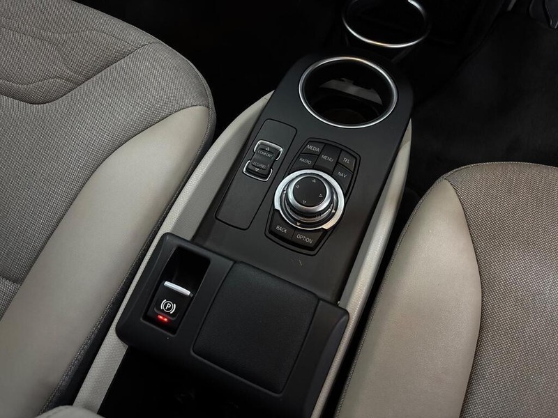 BMW i3 - ICar Gezina - Image 11