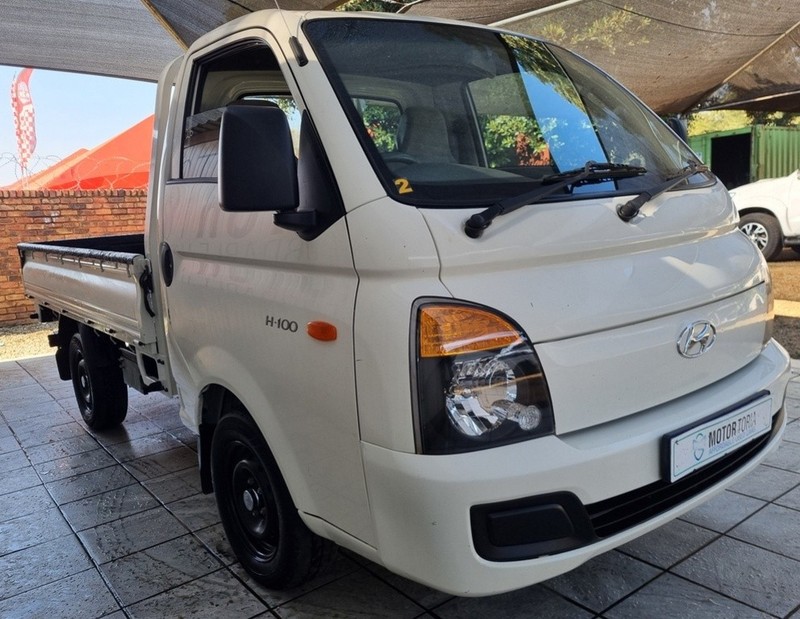 Hyundai H-100 - Motortoria - Image 1