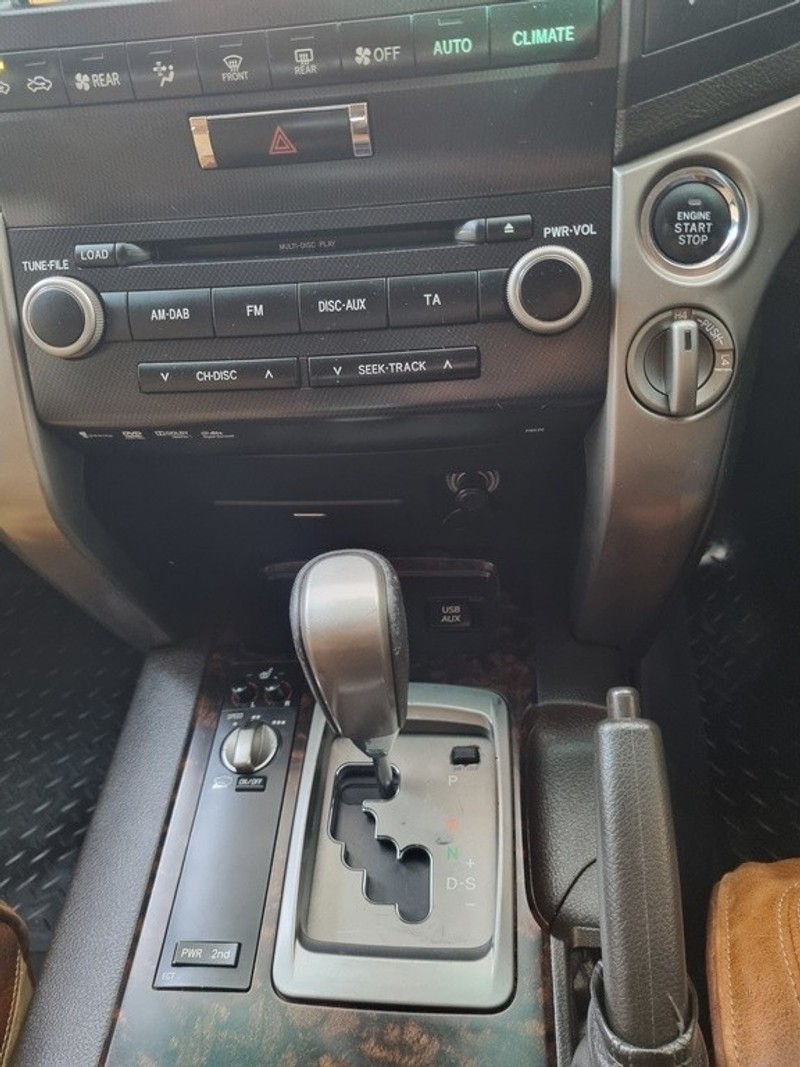 Toyota Land Cruiser - Motortoria - Image 11