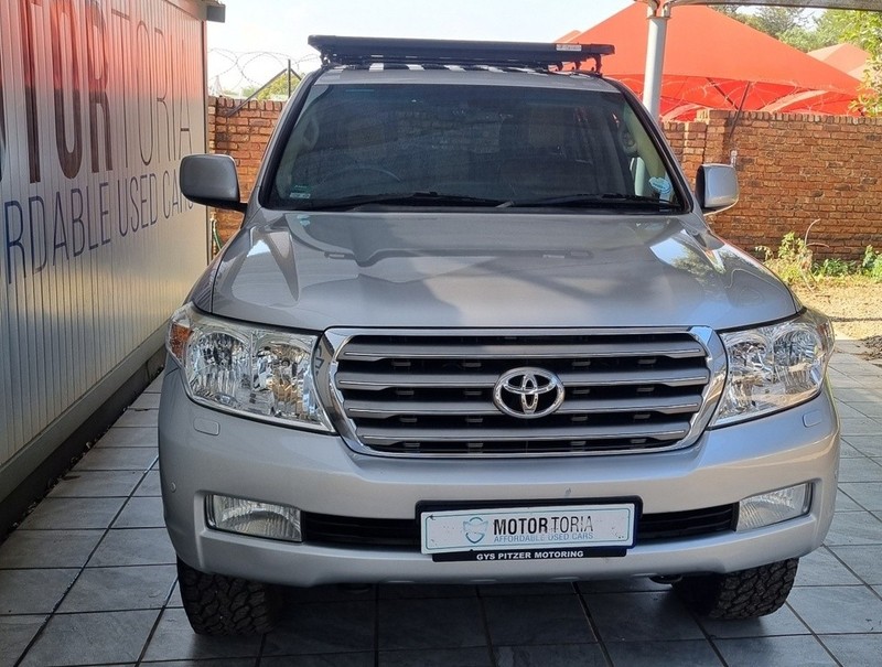 Toyota Land Cruiser - Motortoria - Image 2