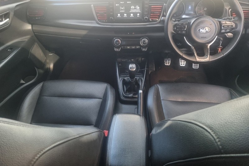 Kia Rio - Motortoria - Image 17
