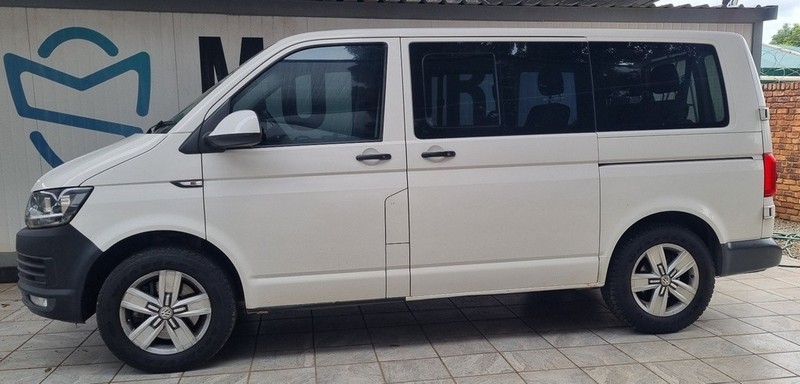 Volkswagen Transporter - Motortoria - Image 4