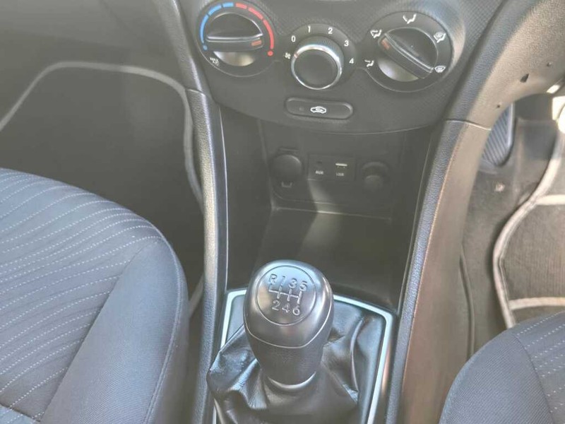 Hyundai Accent - Evolution Cars - Image 14