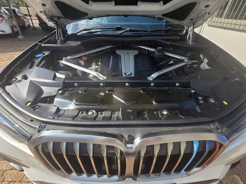 BMW X7 - Evolution Cars - Image 15