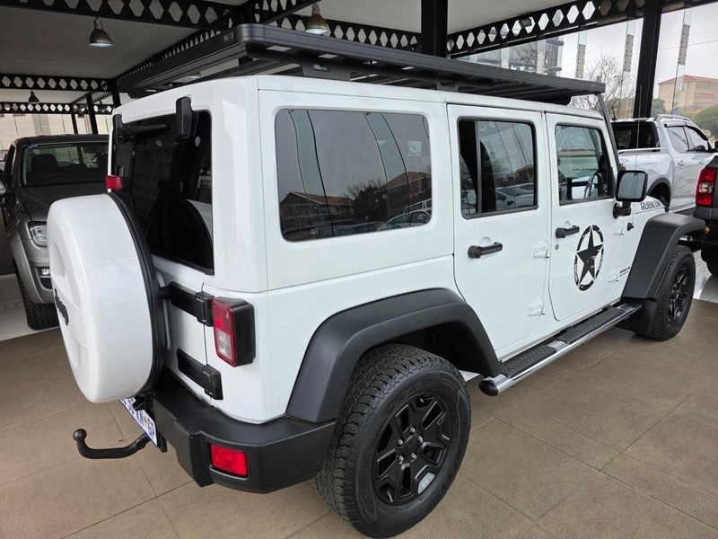 Jeep Wrangler - Park Ford - Image 5