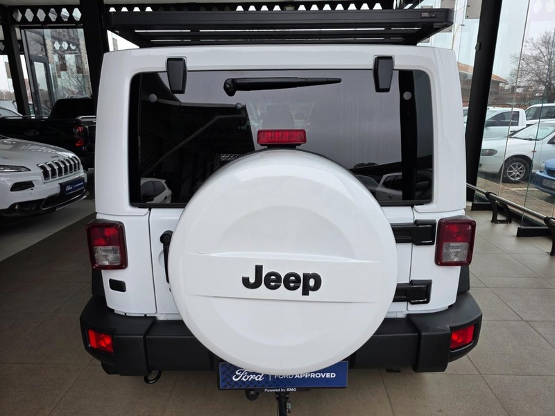 Jeep Wrangler - Park Ford - Image 4