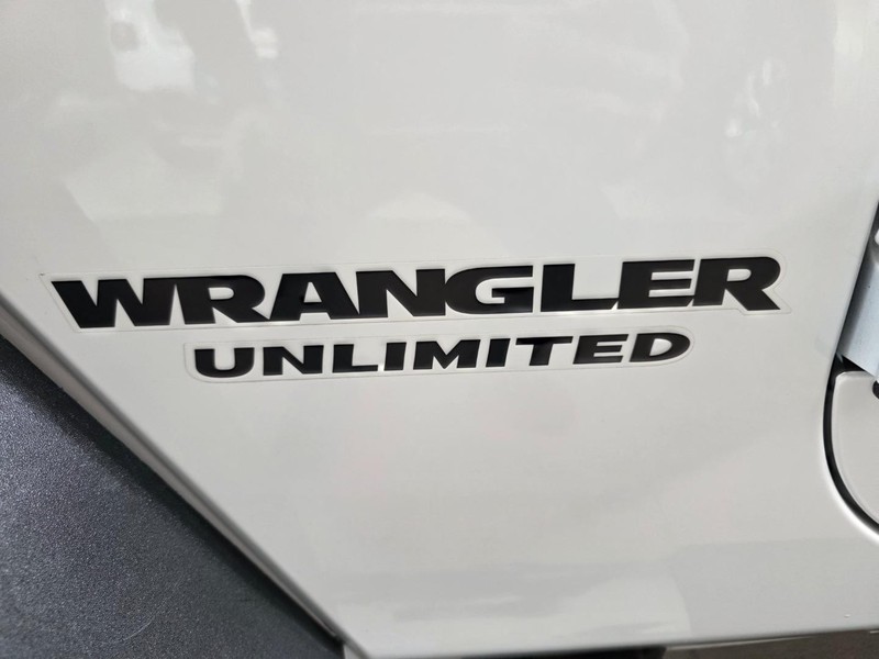 Jeep Wrangler - Park Ford - Image 16