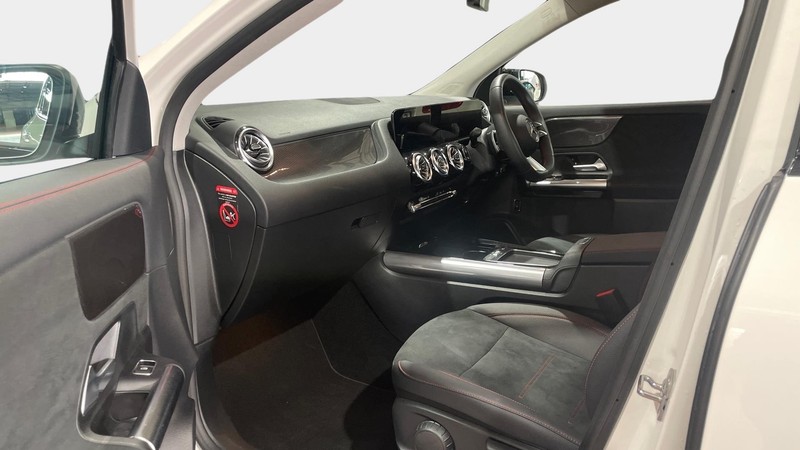 Mercedes-Benz GLA - Stanmar Motors George - Image 10