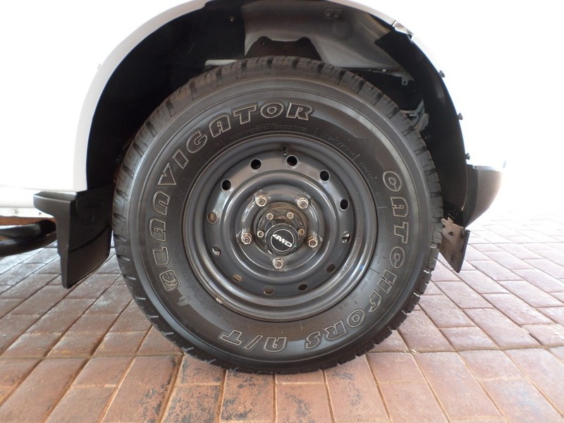 Mahindra Pik Up - Auto Investments Waterkloof - Image 20