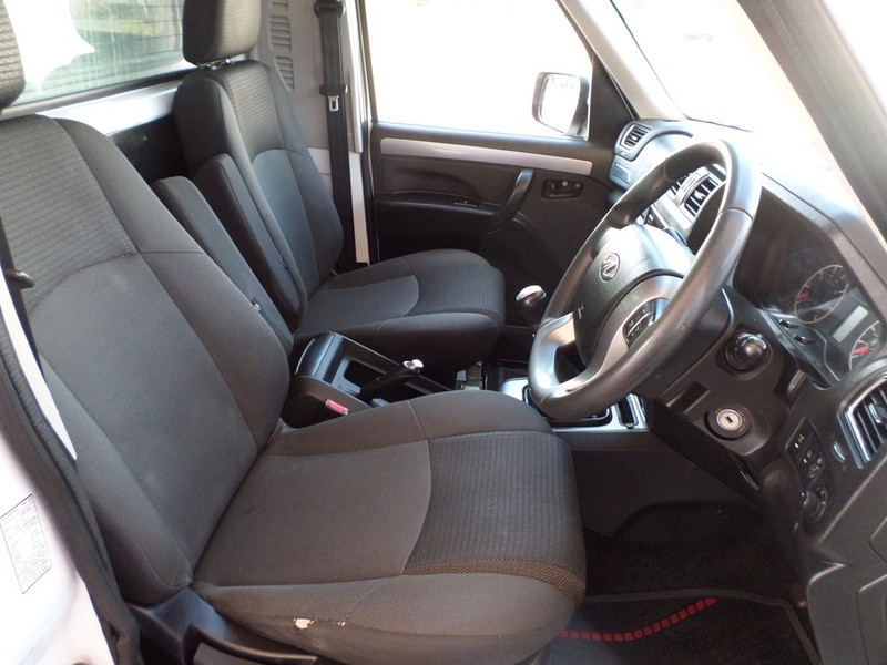 Mahindra Pik Up - Auto Investments Waterkloof - Image 12