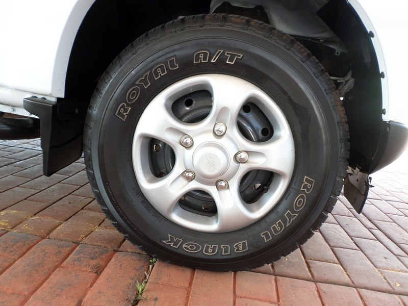 Mahindra Pik Up - Auto Investments Waterkloof - Image 19