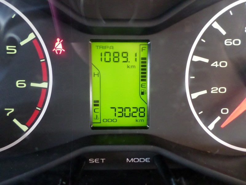 Mahindra Pik Up - Auto Investments Waterkloof - Image 10