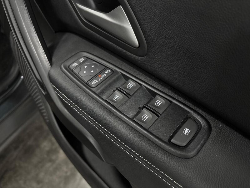 Renault Duster - ICar Gezina - Image 17