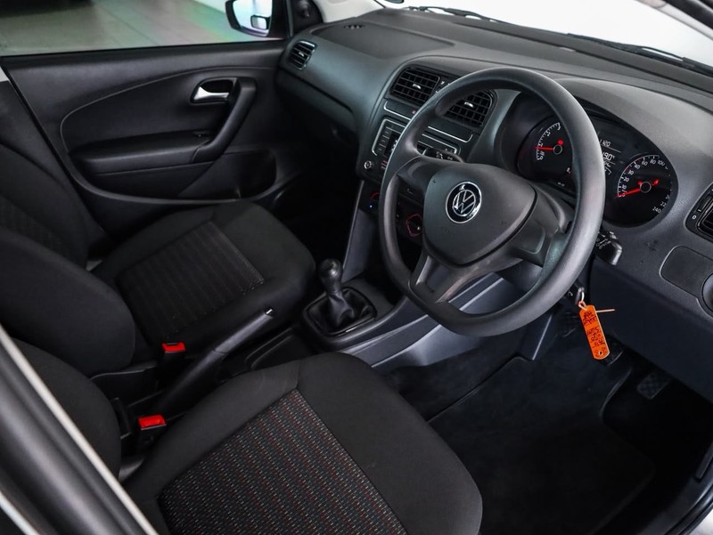 Volkswagen Polo Vivo - Hatfield VW Bryanston - Image 4