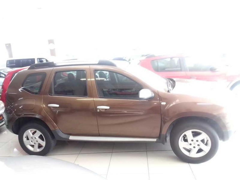 Renault Duster - Janjira Cars Sales - Image 5