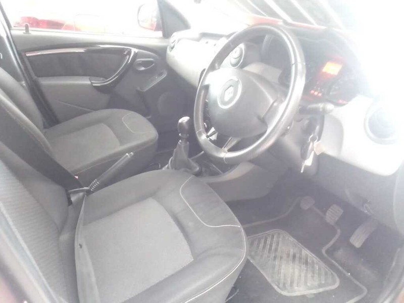 Renault Duster - Janjira Cars Sales - Image 3