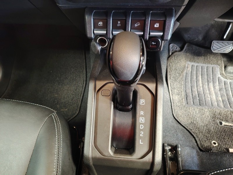 Suzuki Jimny - We Buy Bakkies - Image 15