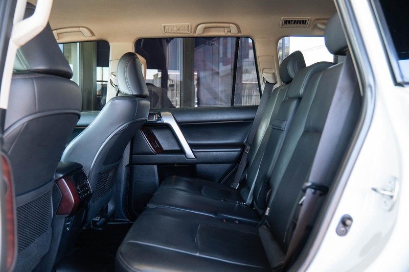 Toyota Land Cruiser Prado - Bruma Nissan - Image 15