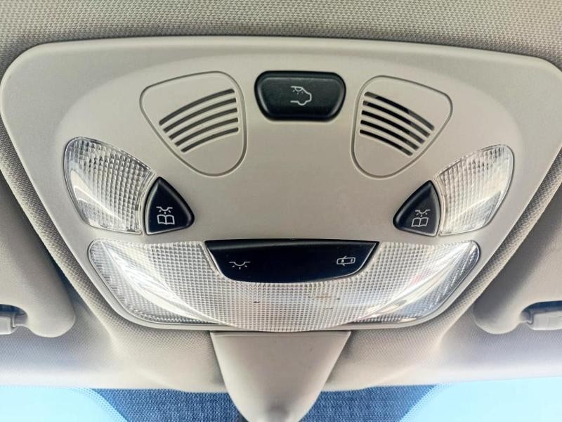 Mercedes-Benz C-class - Group1 Auto Midrand - Image 17