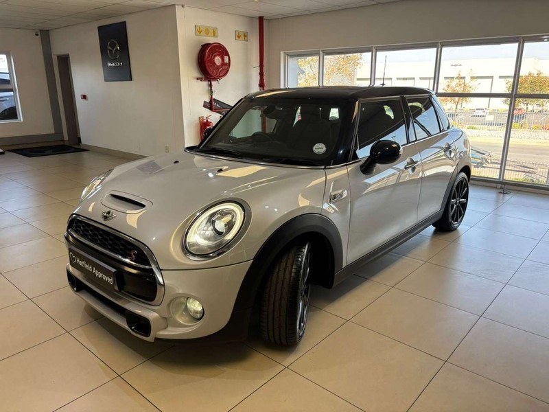 Mini Hatch - Mazda Woodmead - Image 3