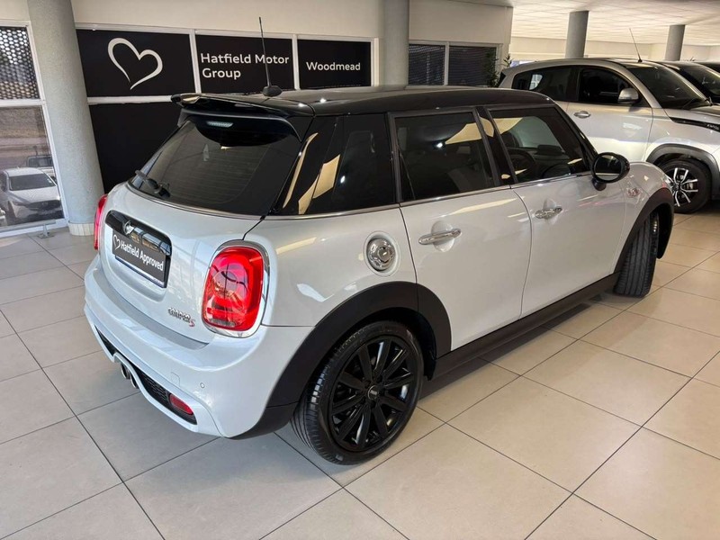 Mini Hatch - Mazda Woodmead - Image 7
