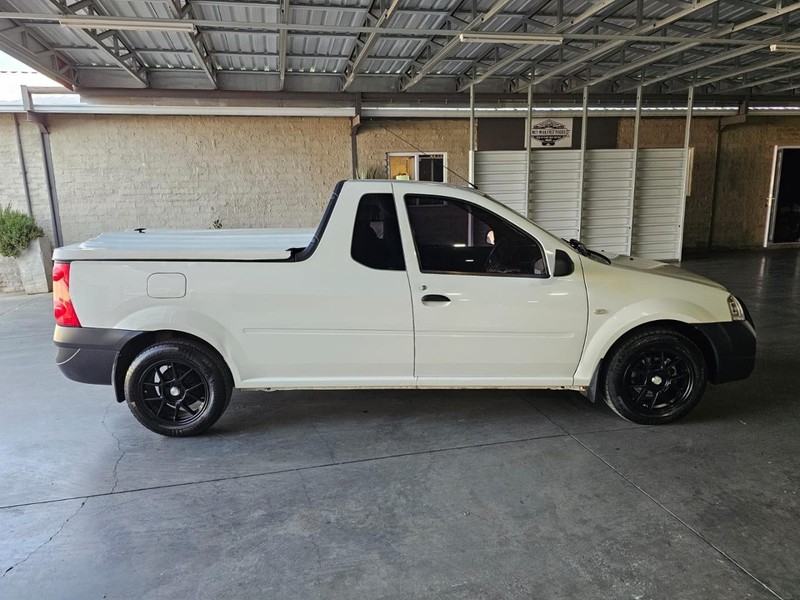 Nissan NP200 - Mit Mak Motors - Image 3