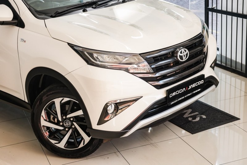 Toyota Rush - OMODA JAECOO Hatfield - Image 6