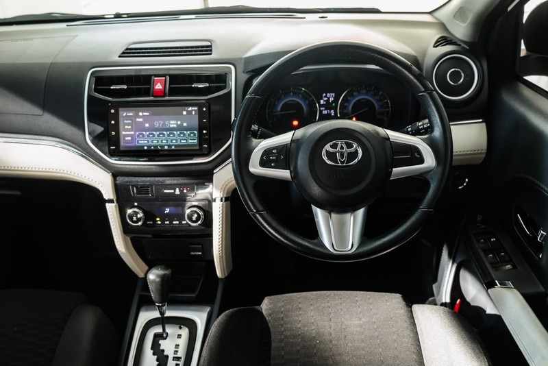 Toyota Rush - OMODA JAECOO Hatfield - Image 14