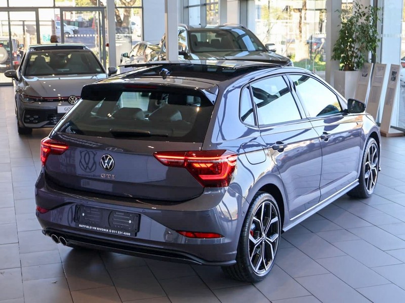 Volkswagen Polo - Hatfield VW Rivonia - Image 12