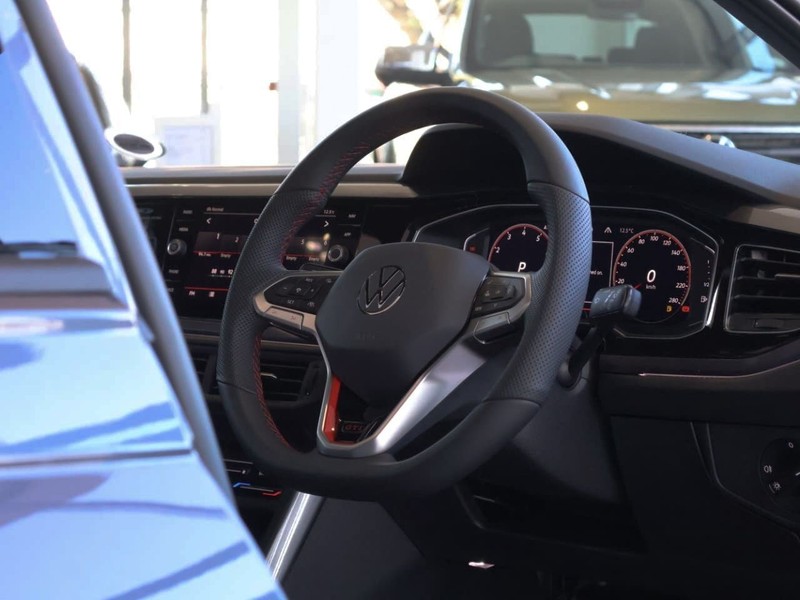 Volkswagen Polo - Hatfield VW Rivonia - Image 21