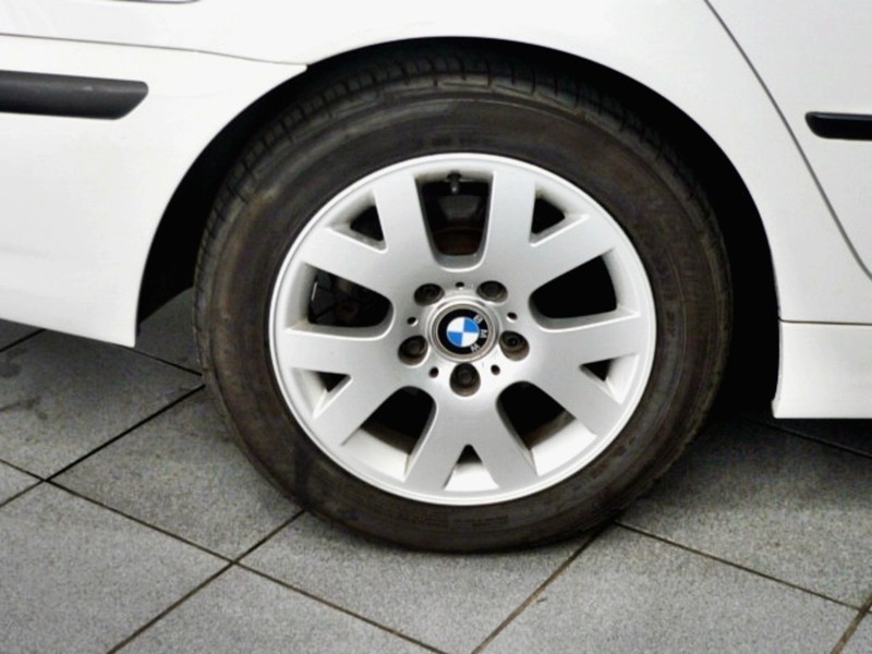 BMW 3 Series - LisaCars - Image 9