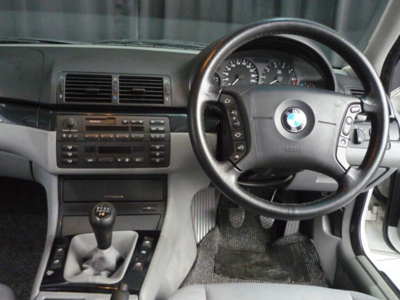 BMW 3 Series - LisaCars - Image 13
