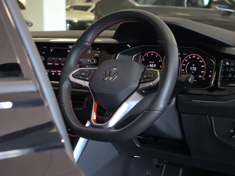Volkswagen Polo - Hatfield VW Rivonia - Image 20