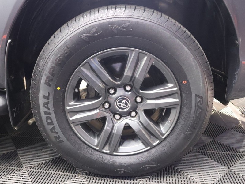 Toyota Hilux - King Of Cars Group - Image 10