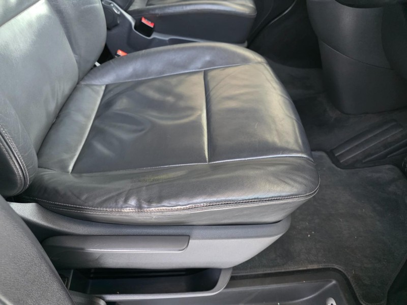 Volkswagen Transporter - Park Ford - Image 8
