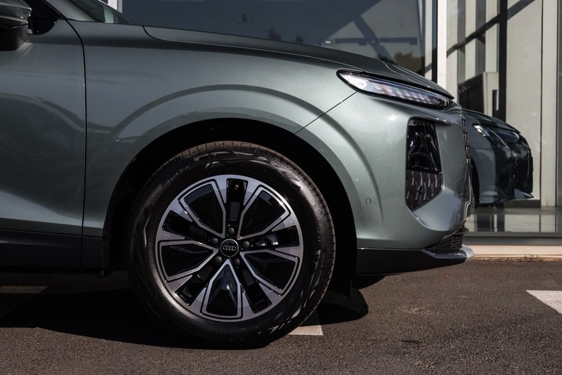 Audi Q3 - Audi Centre Hatfield - Image 3