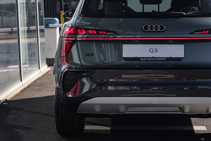 Audi Q3 - Audi Centre Hatfield - Image 10