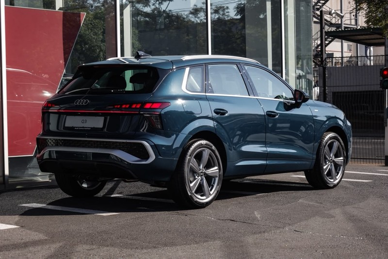 Audi Q3 - Audi Centre Hatfield - Image 9
