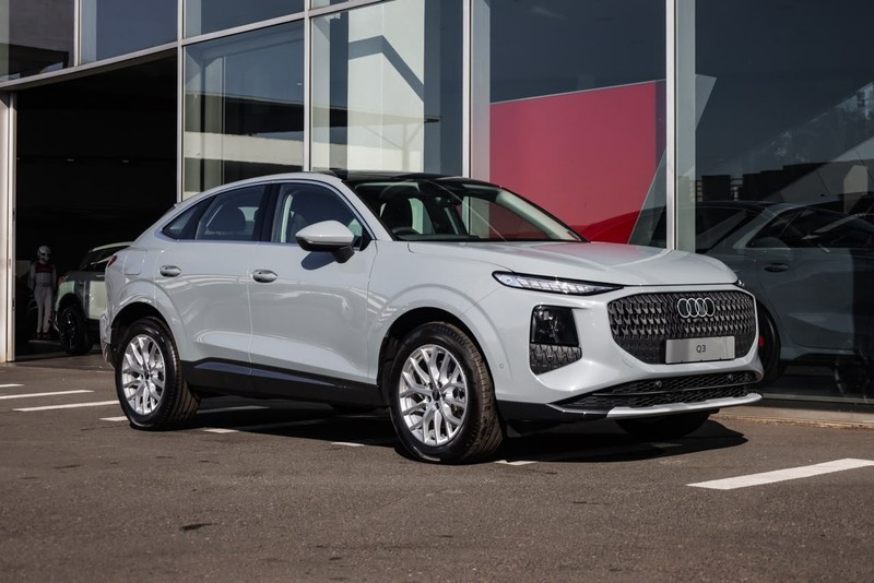 Audi Q3 - Audi Centre Hatfield - Image 1