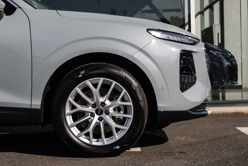 Audi Q3 - Audi Centre Hatfield - Image 2