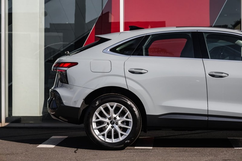 Audi Q3 - Audi Centre Hatfield - Image 6