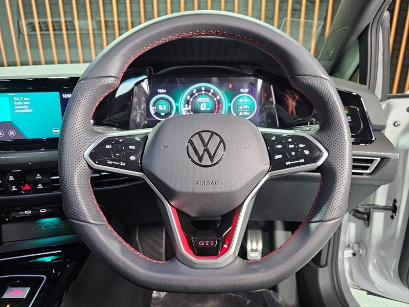 Volkswagen Golf - Mit Mak Motors - Image 11