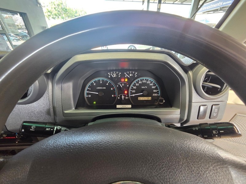 Toyota Land Cruiser - Auto Investments Montana - Image 10