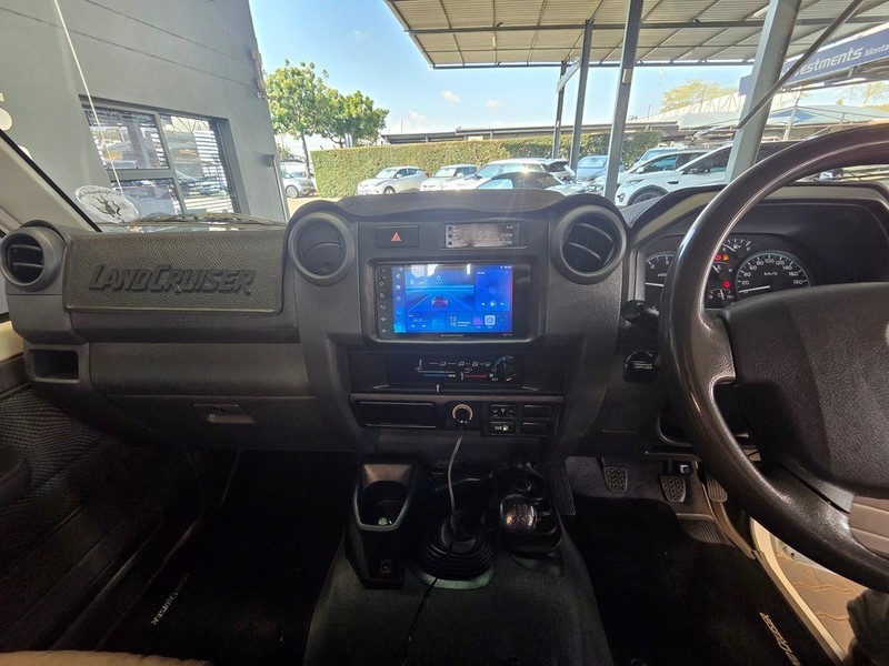 Toyota Land Cruiser - Auto Investments Montana - Image 13