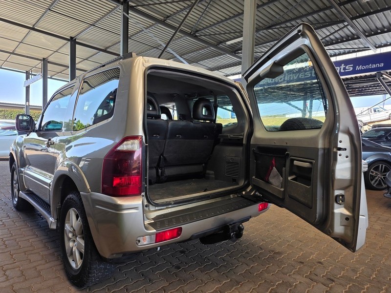 Mitsubishi Pajero - Auto Investments Montana - Image 6
