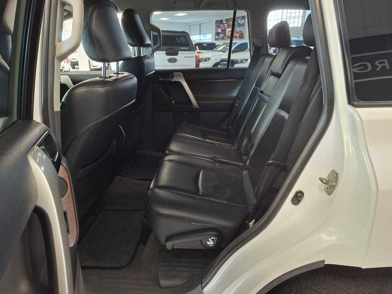 Toyota Land Cruiser Prado - Cargen Auto - Image 9
